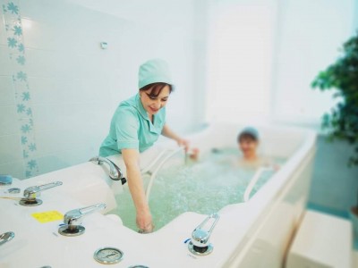 Бальнеотерапія